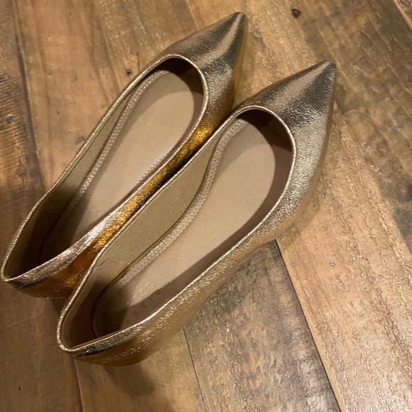 Gold ASOS Flat - Picture 4 of 4